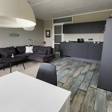 Duinzicht, Amelander Paradijs, Zonnig 6 Persoons Appartement Met Groot Terras Op De Begane Grond, Vrij Uitzicht, Upgrade 2024 Buren  Bagian luar foto